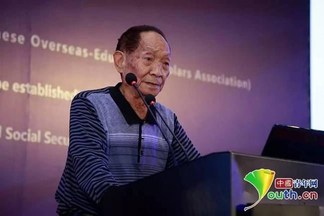 87歲袁隆平飚英語上熱搜 千萬網友致敬中國脊梁