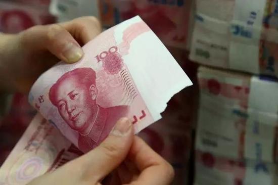 中央財(cái)政扶貧資金總量264644萬(wàn)元